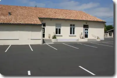 Salle des fêtes à Mazion