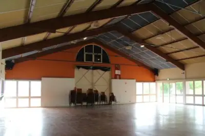 Salle des fêtes à Guiche