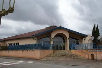 Salle de la Maison Arts & Loisirs Monfort en chalosse