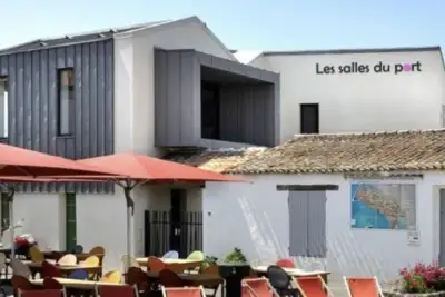 Salle du port 