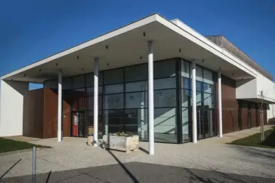 Espace multipôle - Saint-Georges-des-Coteaux