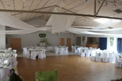 Salle des fêtes de Montils