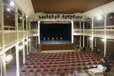 Salle Aliénor-d’Aquitaine