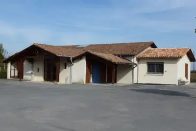 Salle de Saint-Hilaire