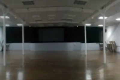 Grande salle - Aigre (16)