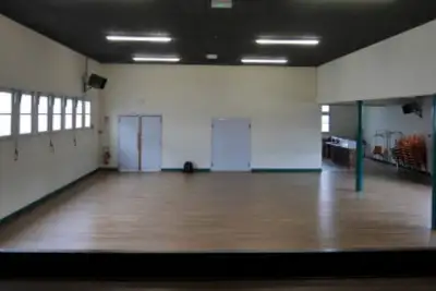 Salle des fêtes de Saint-Laurent de Céris
