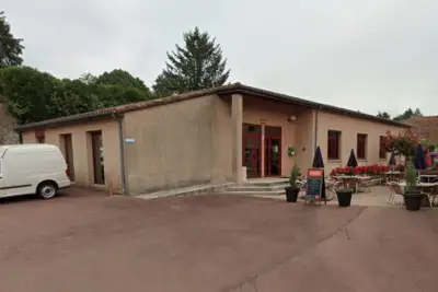 Salle des fêtes de Chirac