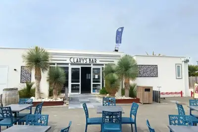 Salle - Domaine du Clarys