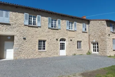 Location de salle a  63580 Le Vernet-Chaméane