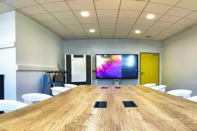 Neutron