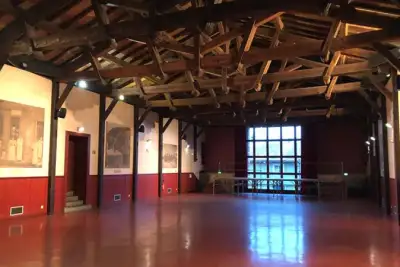 Salle des fêtes de Montrottier