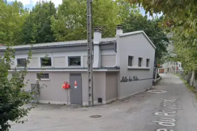 Salle des fêtes de vif