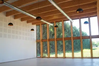 Salle « Terre Nue »