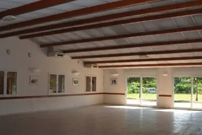 Salle de La Roselière