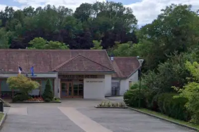 Salle des fêtes de Saint-Jean-de-Chevelu