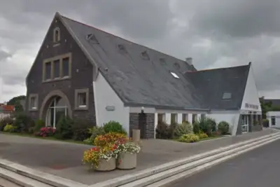 Salle municipale de Cast