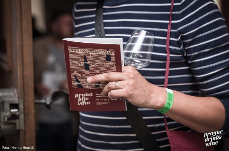 33239233_1903215516415181_2270815223042539520_n