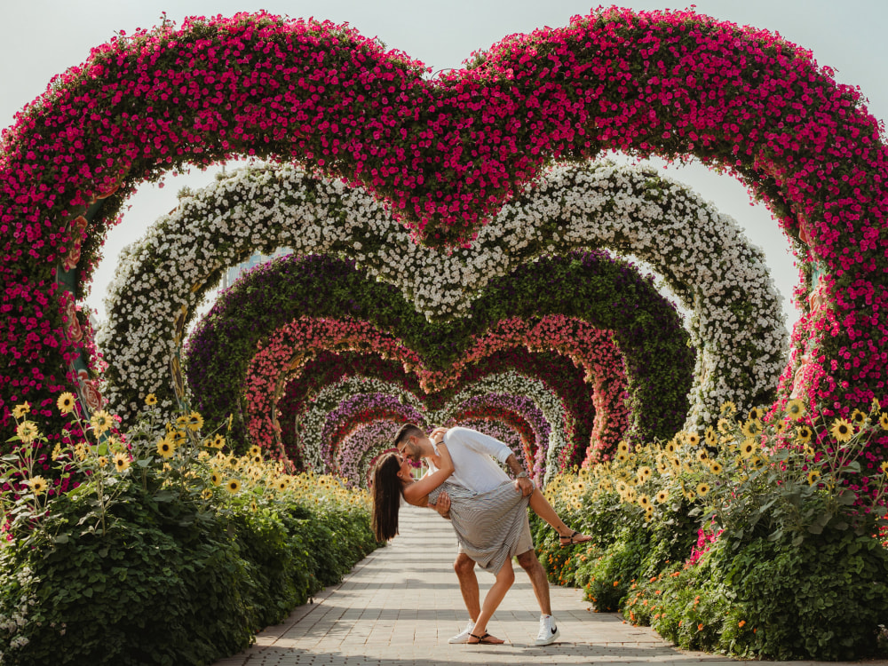 Dubai Surprise Proposal Photographer - Capturing Unforgettable Moments