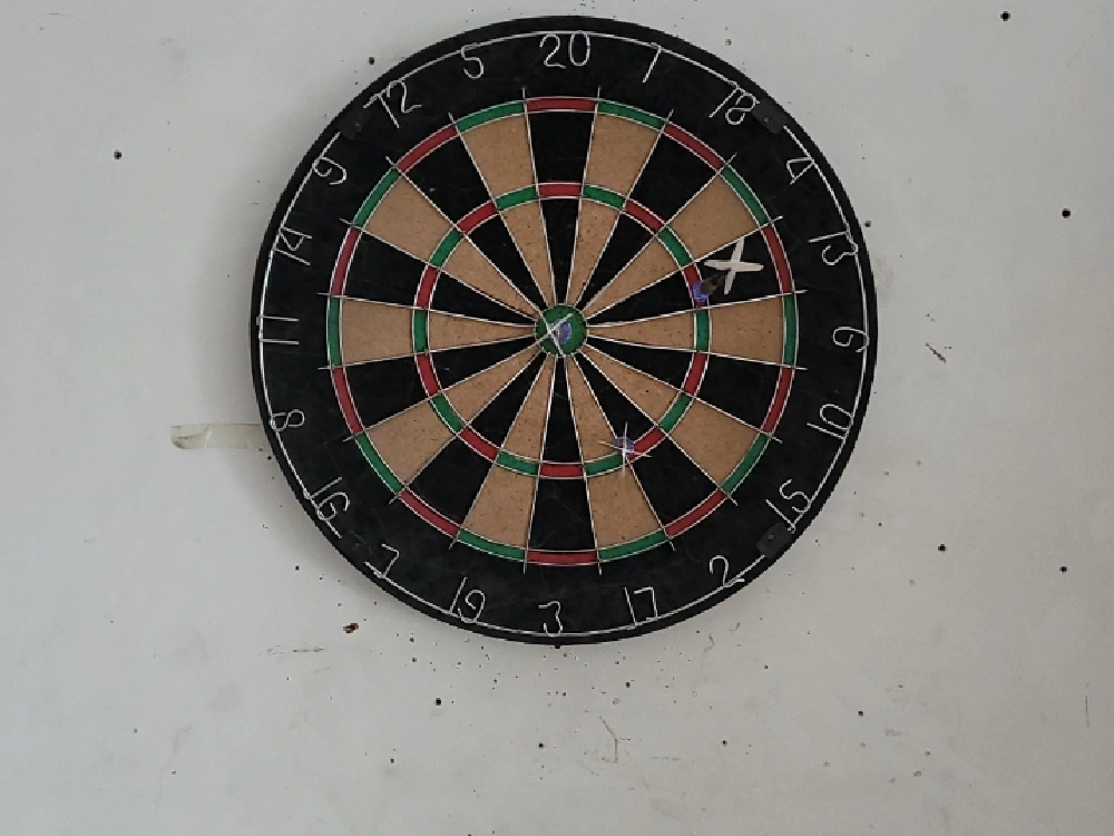 An automatic dart score calculation app from taken photos/videos Upwork