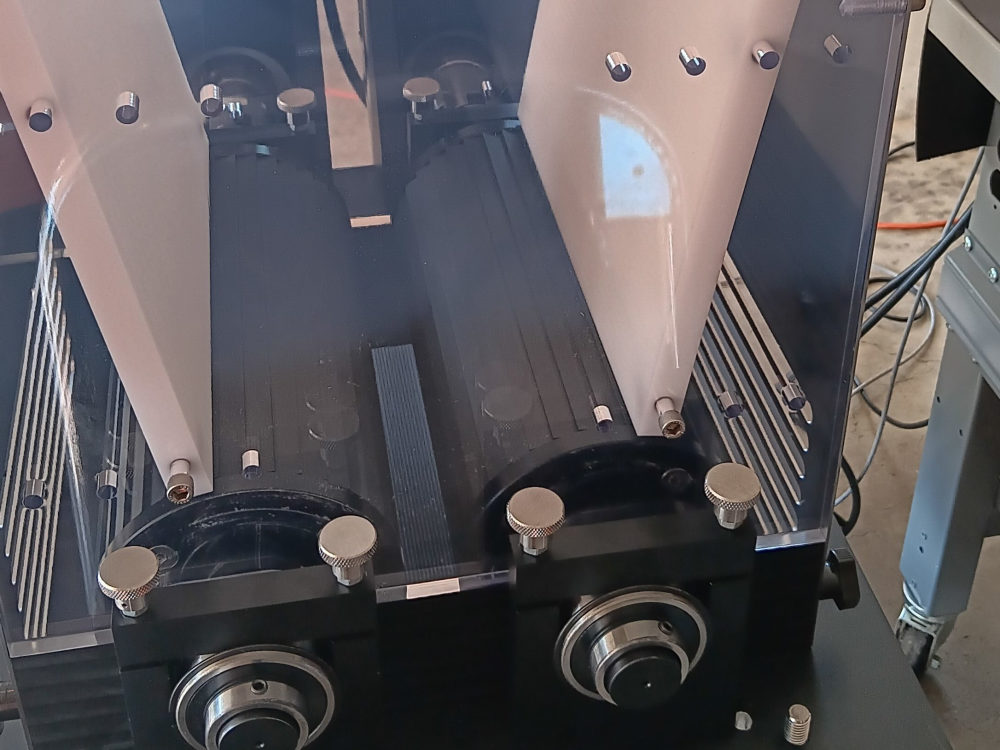 A bulk feeder unit for granola bar manufacturing Upwork