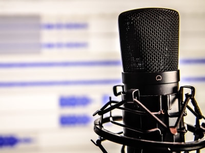 Podcasting Expertise, Audio Quality Assessment, Feedback and Improvement