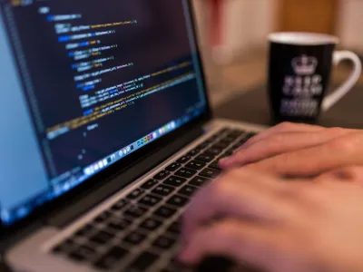 Online coding lessons of Python and C++