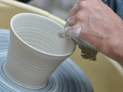 An amazing article on Pets| Pottery| Arts & Crafts| Stock Market| Crypto.