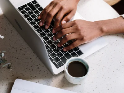 An original 1,000-word blog that draws visitors to your website.