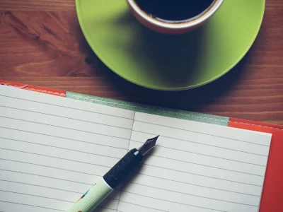 Highly personalized first lines/icebreakers for your cold email campaigns