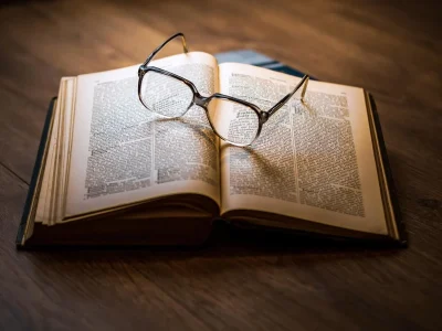 An English to Indonesian translations (vice versa) and localizations