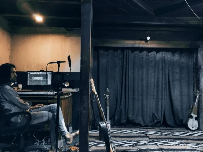 Professional guitar, keyboard, flute, shehnai or kamancheh recording