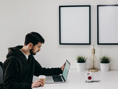 A customer service e-commerce and dropshipping
