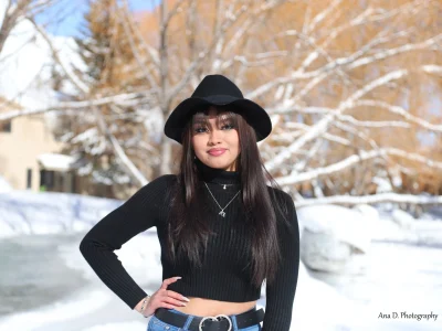 Professional outdoor portrait/ lifestyle photos