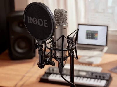 A fantastic Voiceover for your TV and Radio commercial in American English