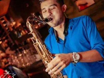 Saxophone Lessons and Advanced Music Theory in Dubai & Online