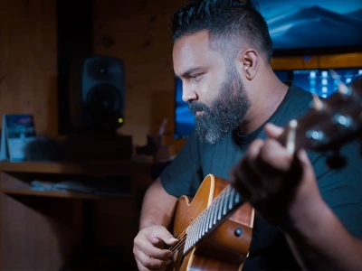 Crystal Clear Acoustic Guitar Sound