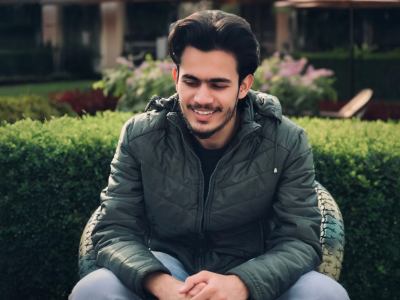 Selfie Style Spokesperson Video Testimonial Long Hair Young Male Actor