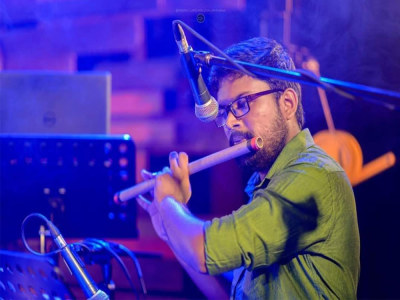 Compose & play and record any flute on your music
