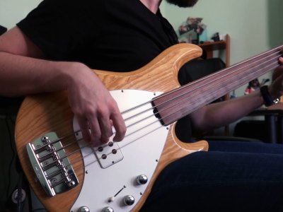 A professional fretless bass recording that perfectly fits your song