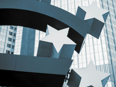An original and insightful banking or insurance white paper