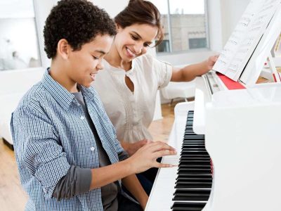 Piano Passionate Instructor – Fun & Engaging Lessons!