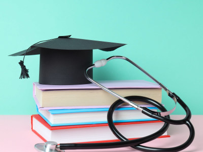 📚 Expert Medical Curriculum & Course Developer – Engaging & Evidence-Based