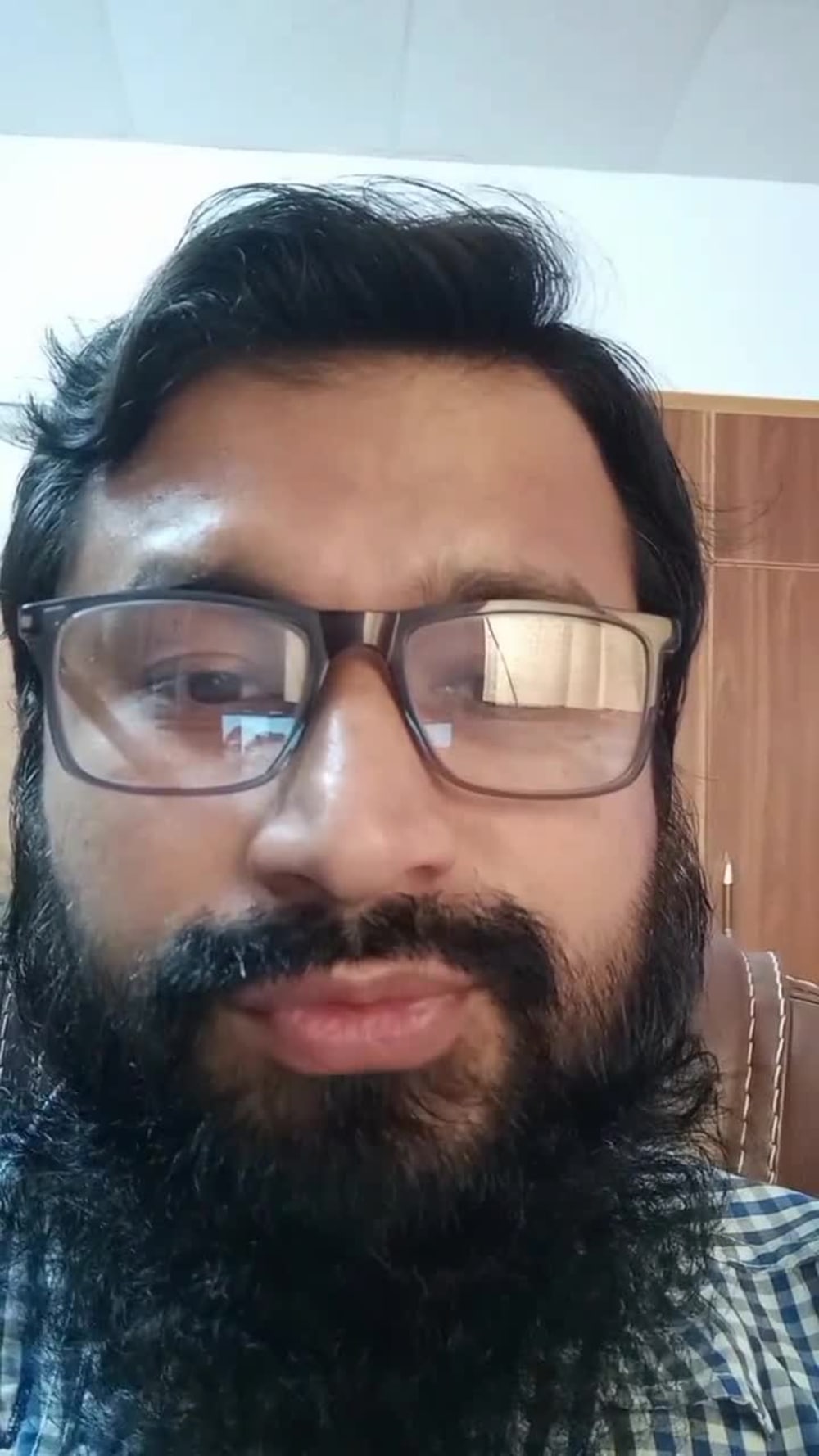 Play video
