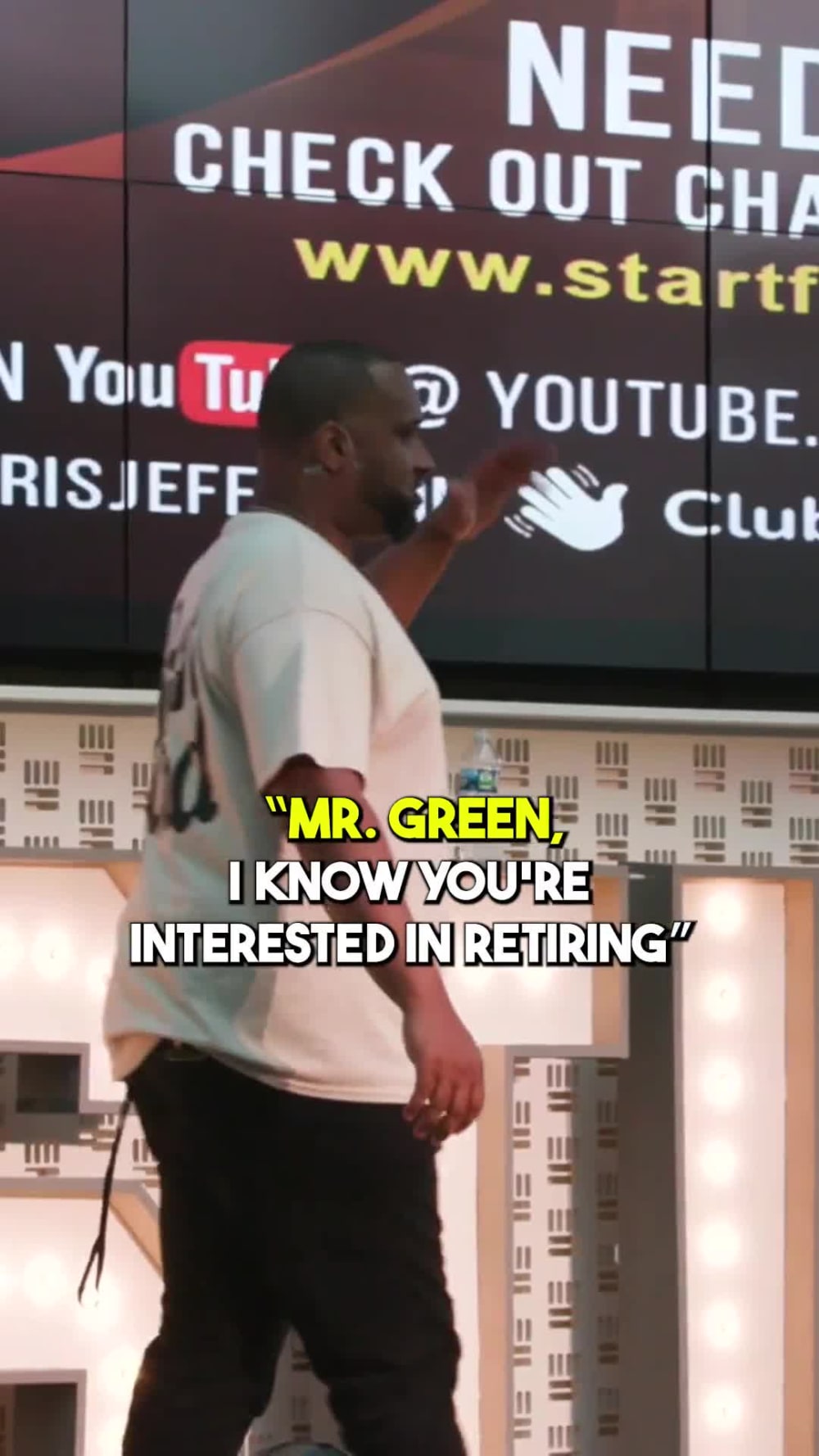 Eye catching captions with emojis/GIFs Upwork