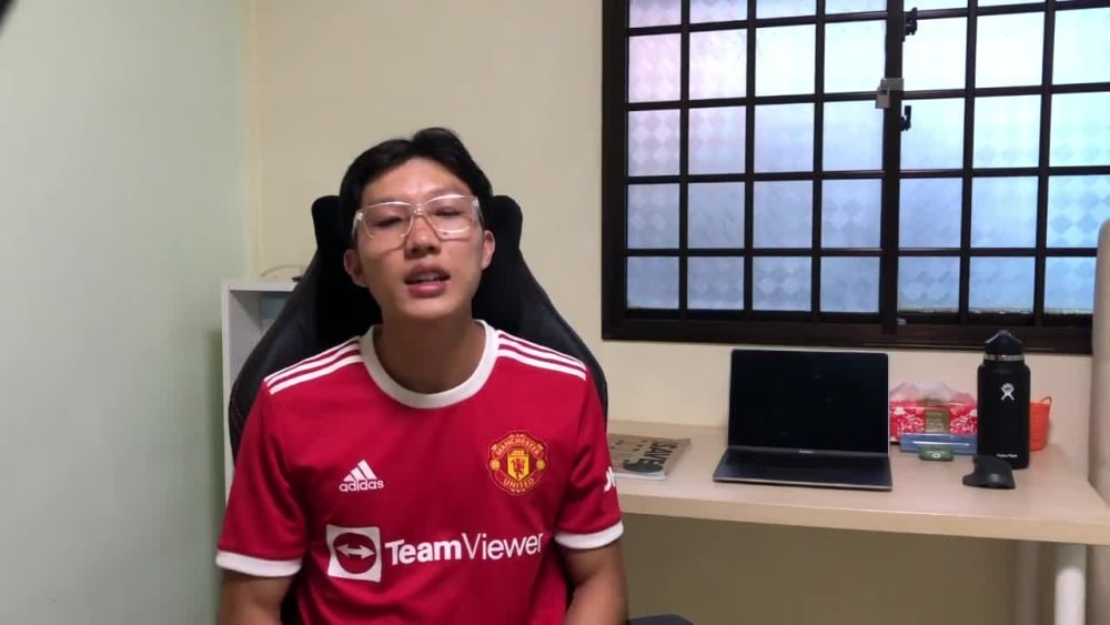 Play video