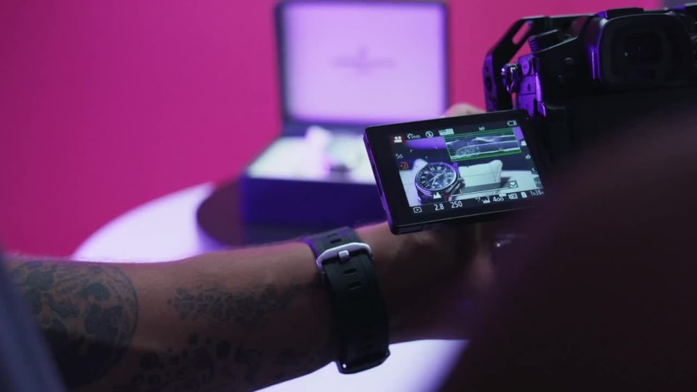 Play video