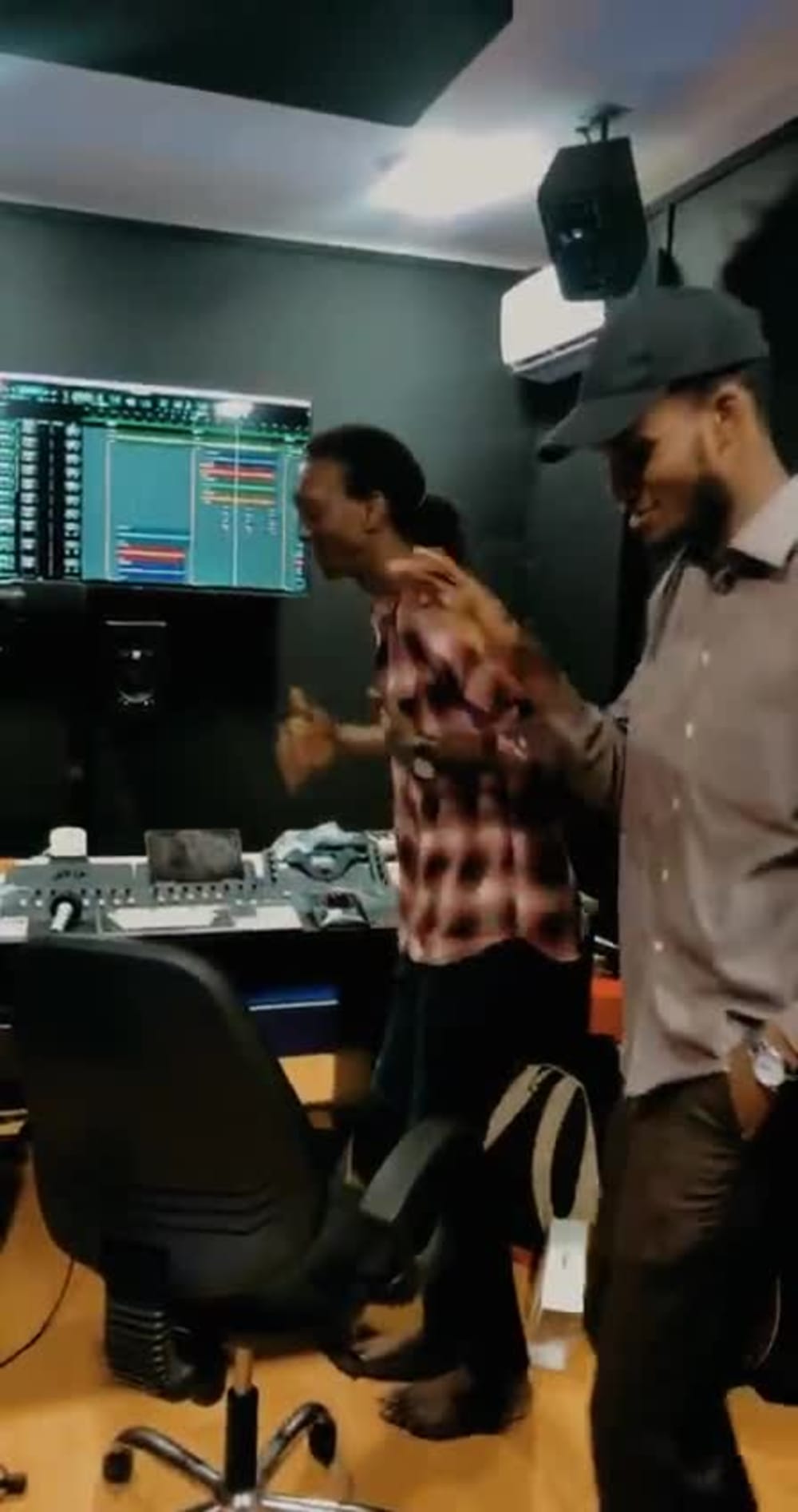 Play video