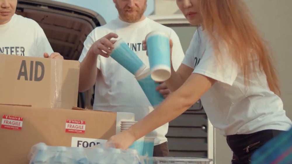 Crowdfunding explainer video for charity gofundme kickstarter indiegogo