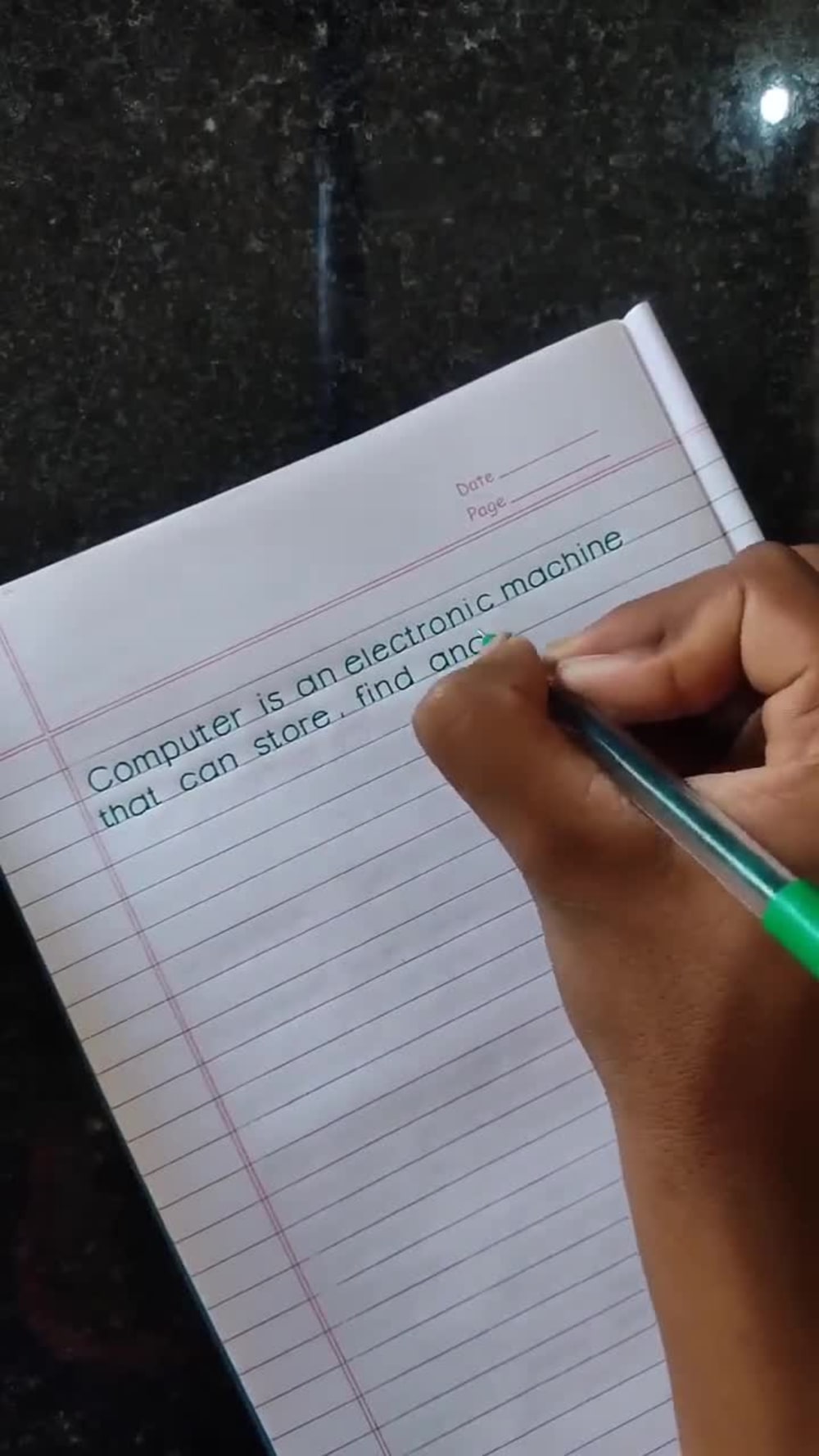 Customized resumes that stand out - Hgumsqjt3nb5c9wlv4ji.JPEG