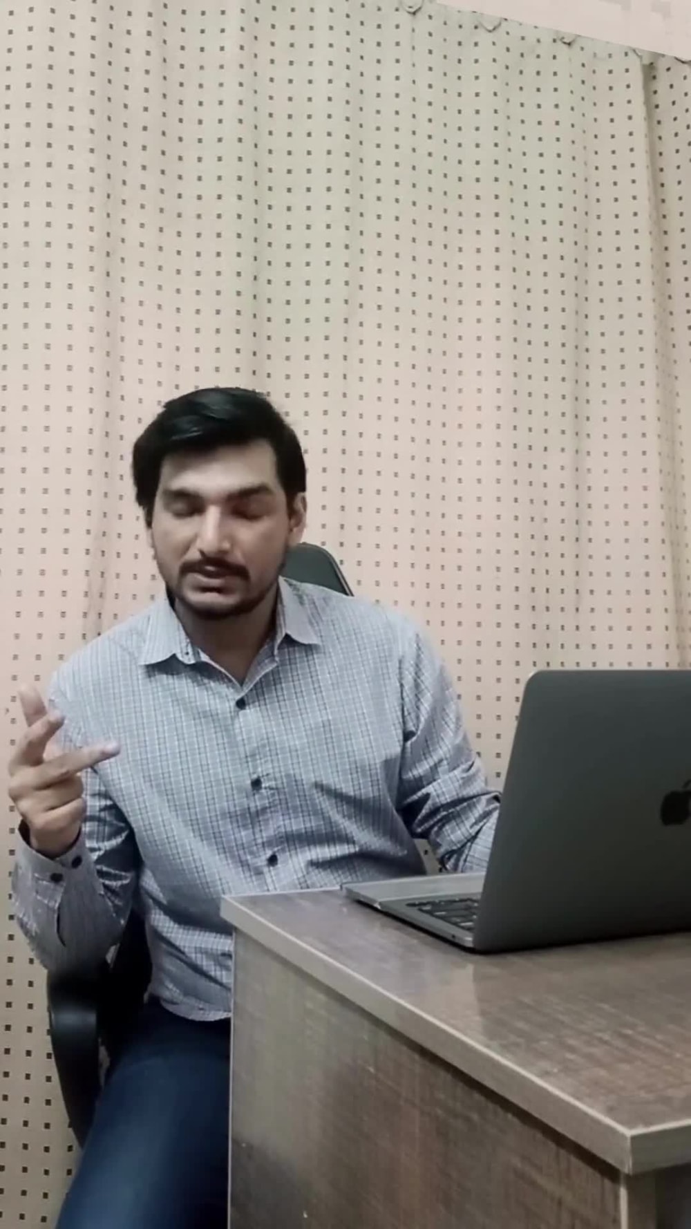 Play video